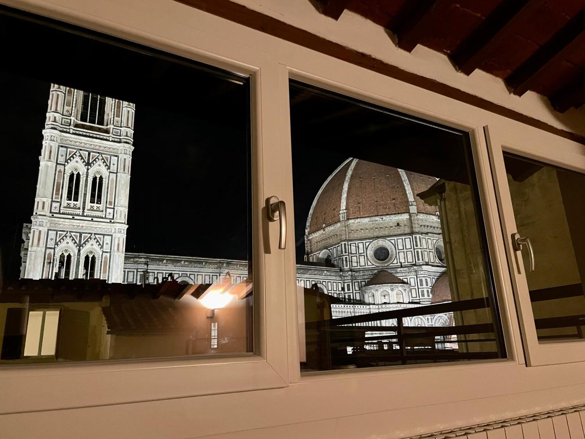 Rebecca Duomo View With Terrace Apartment Florence Exterior photo