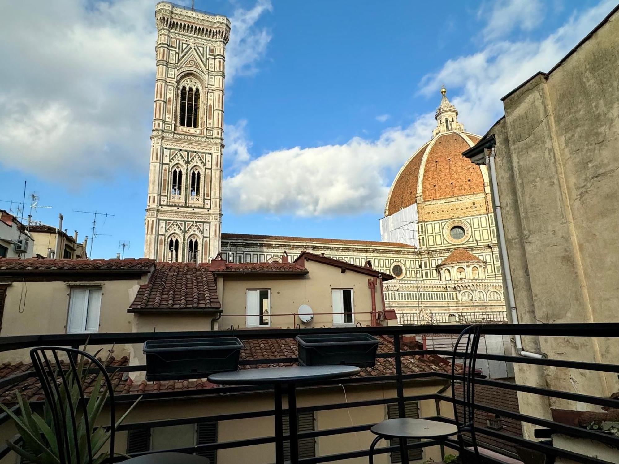 Rebecca Duomo View With Terrace Apartment Florence Exterior photo